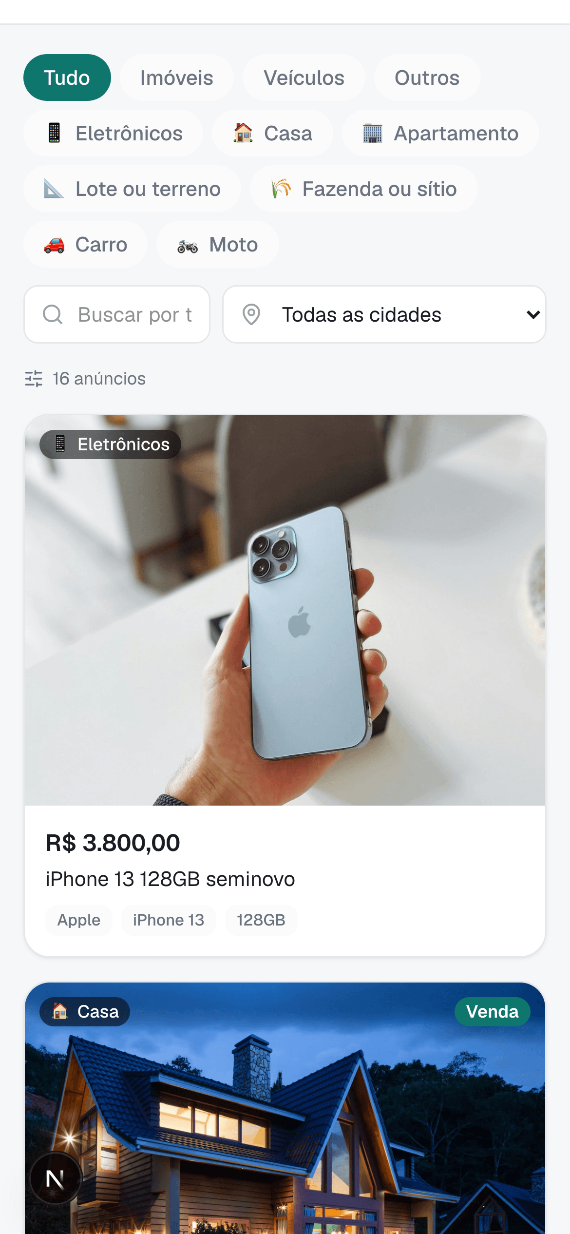 Vitrine de classificados com imóveis e veículos